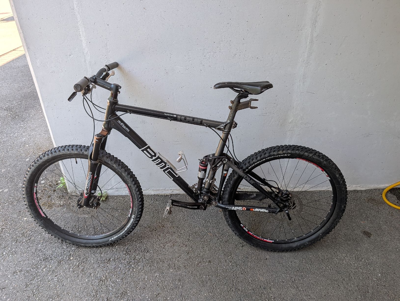 Biciclette: BMC Fully Mountainbike gebrauchter Zustand – Usato da Mühleberg venduto da Rambodisli94