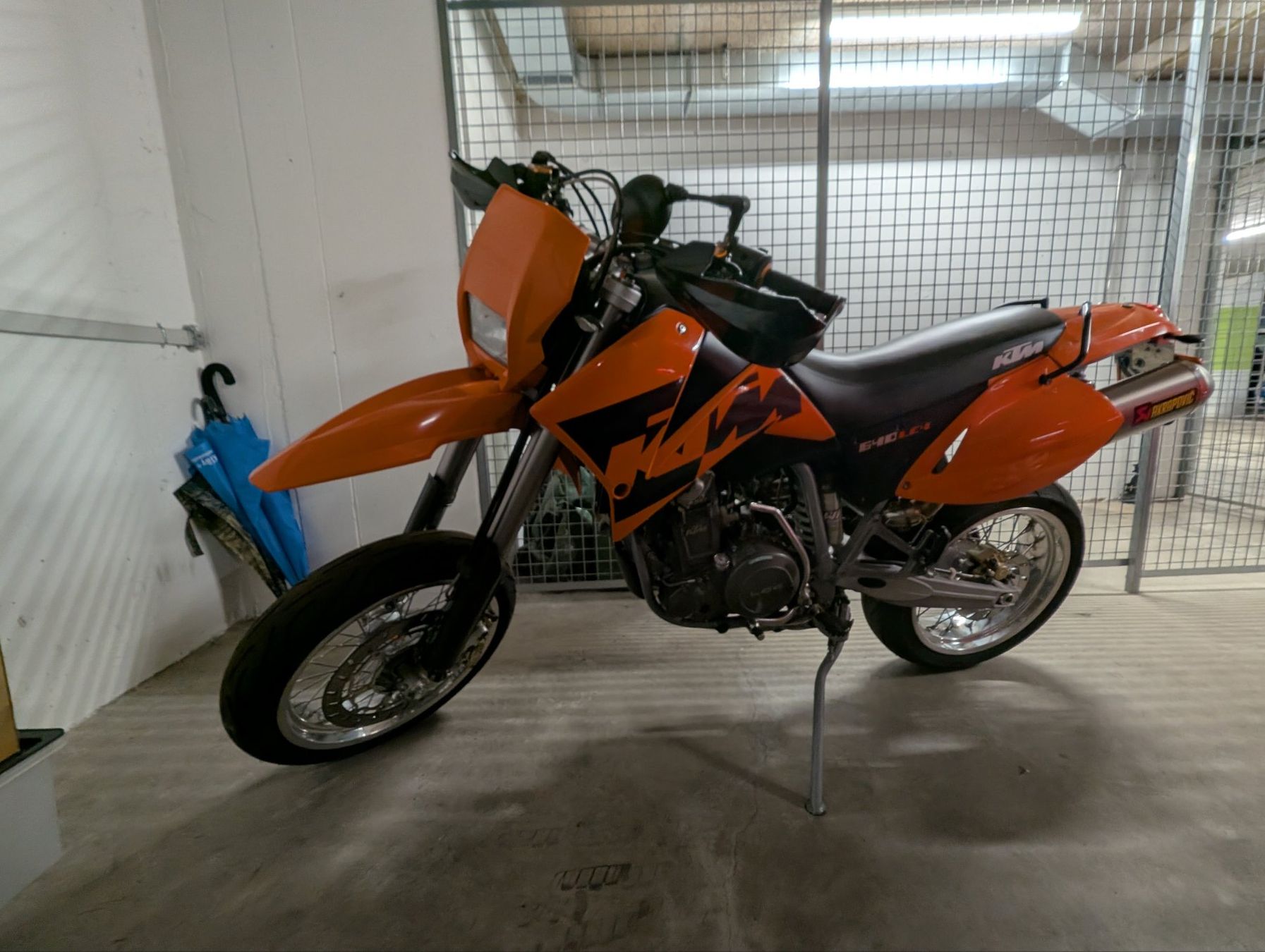 KTM Strada: KTM 640 LC4 Supermoto – Usato da Biberist venduto da lebkuchenmann90 4