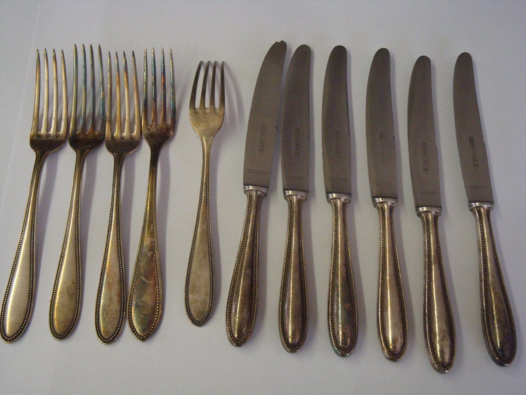 Set di posate: 6 Dessertmesser, 5 Dessertgabeln, – Usato da häusernmoos venduto da buc_8ftk