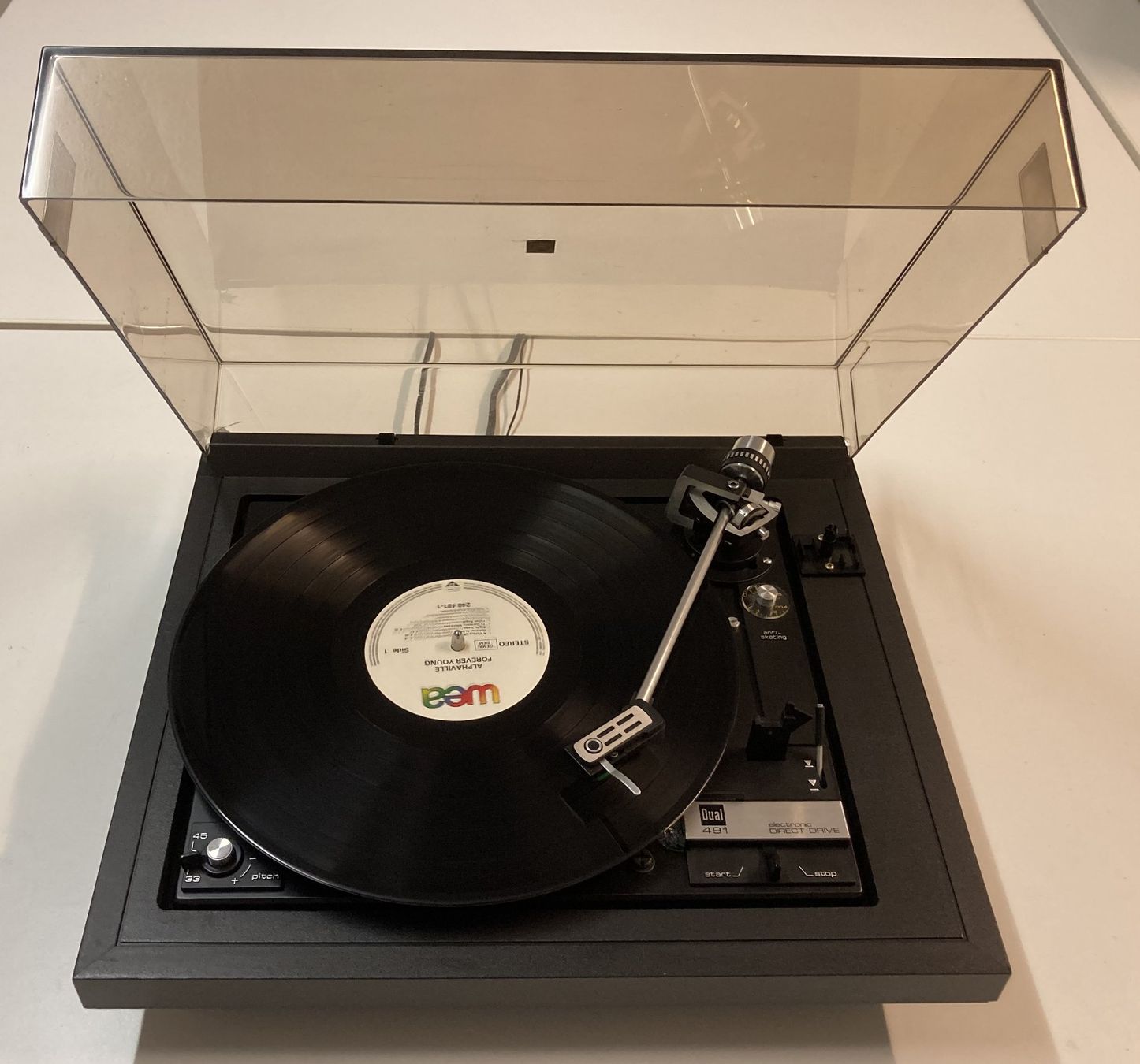 Dual Plattenspieler: DUAL CS 491 Direct Drive + NEW AUDIO-TECHNICA VM95E – Gebraucht aus Bussigny von ReconditionIng 1