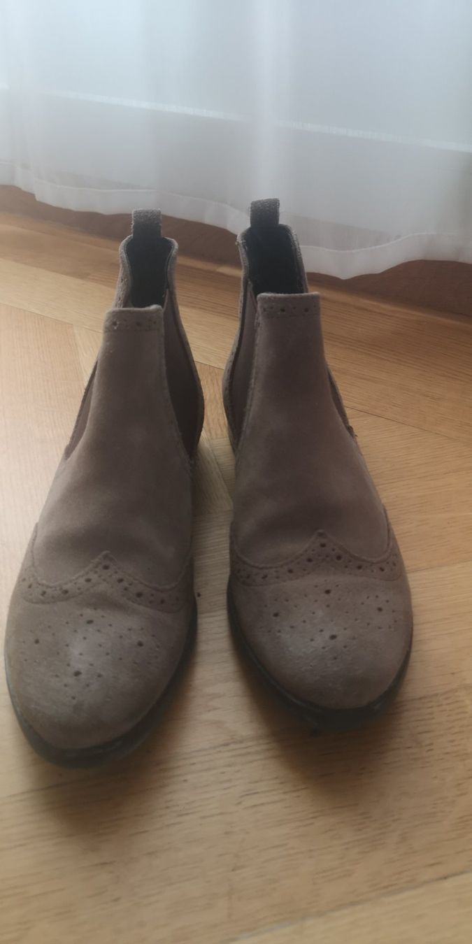 Scarpe da donna: Brown Chelsea boots – Usato da Zürich venduto da giu_tp6p 1