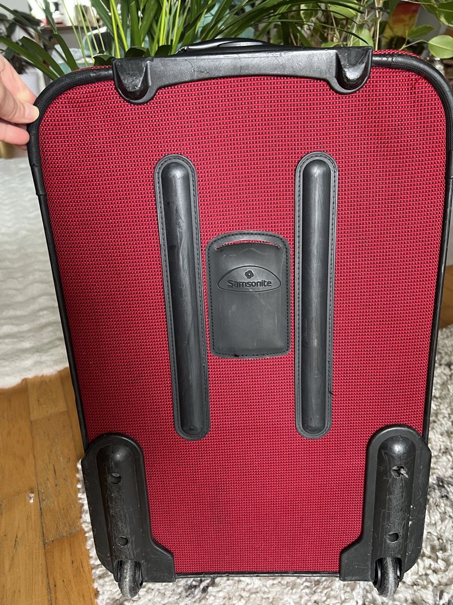 Samsonite Valigie: Samsonite Red Luggage -  55x35x19 – Usato da Horgen venduto da CarmenRL 4