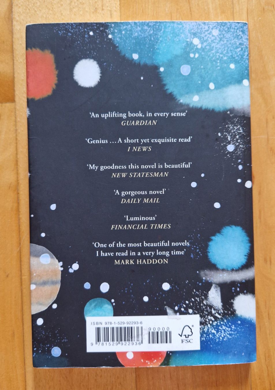Livres: Orbital - Samantha Harvey – D'occasion à Belp par Kaviro 1