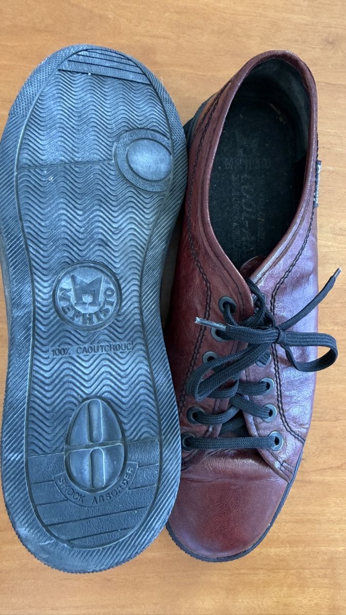 Scarpe da donna: Schuhe Mephisto Grosse 38 (5) – Usato da Zürich venduto da Glila 1