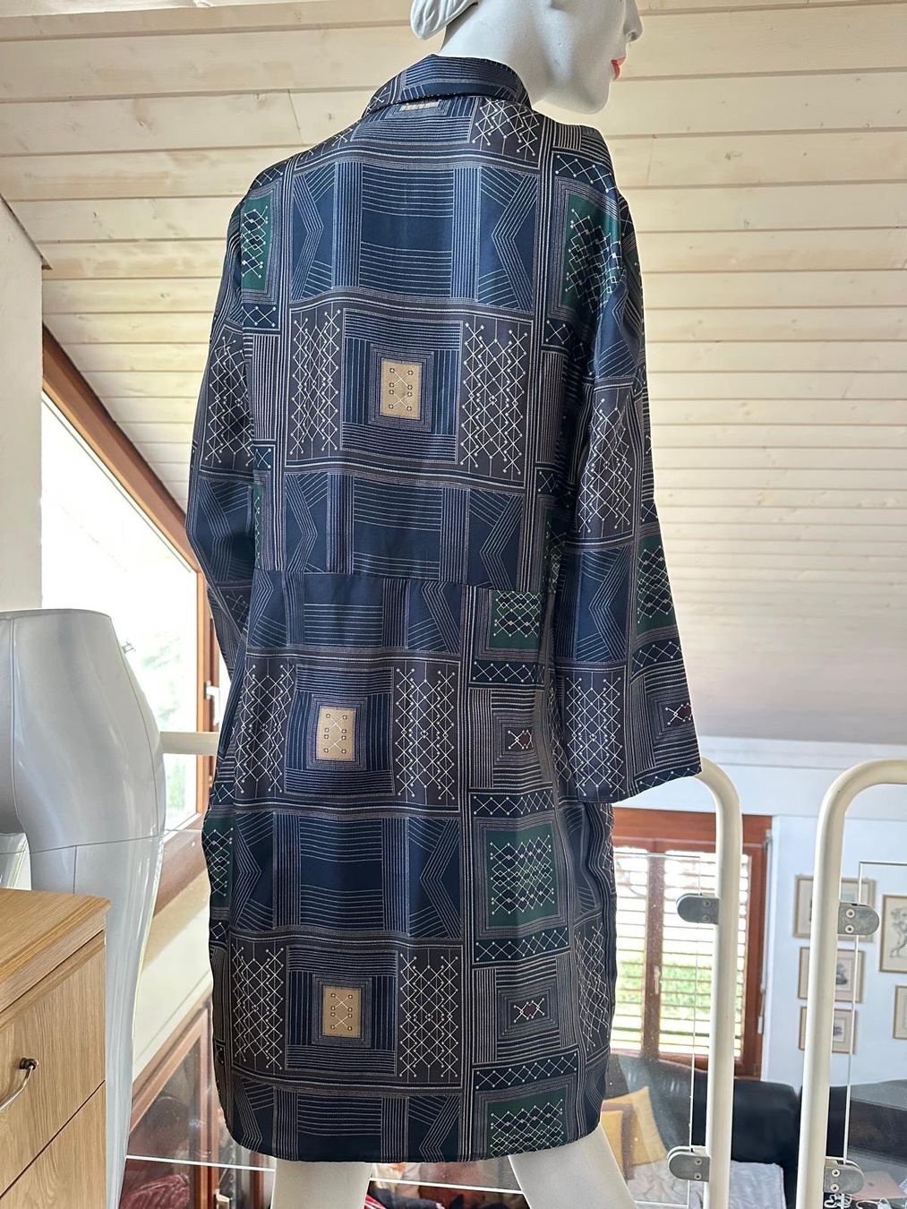 Vila Robes: Seidenkleid von VILAGALLO – D'occasion à Neuhausen par Lechasseur 1