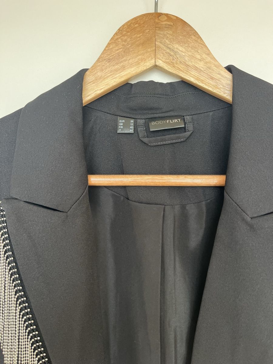Giacche: Blazer noir sequin – Nuovo (secondo la descrizione) da Neuchâtel venduto da Ariane_vn00 1