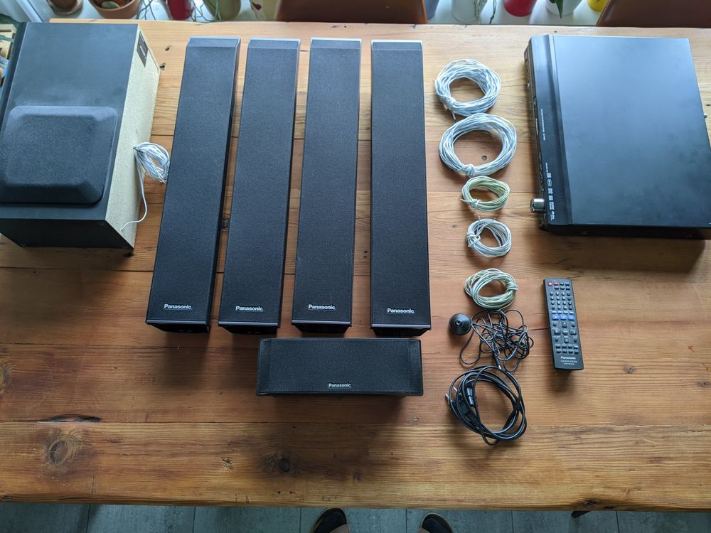 Panasonic DVD Home Theater 5.1 SAPT850 Kaufen auf Ricardo