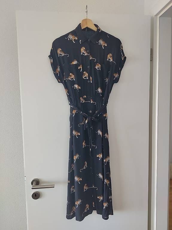 Robes: Costes Robe longue taille S – D'occasion à Morges par L_6688