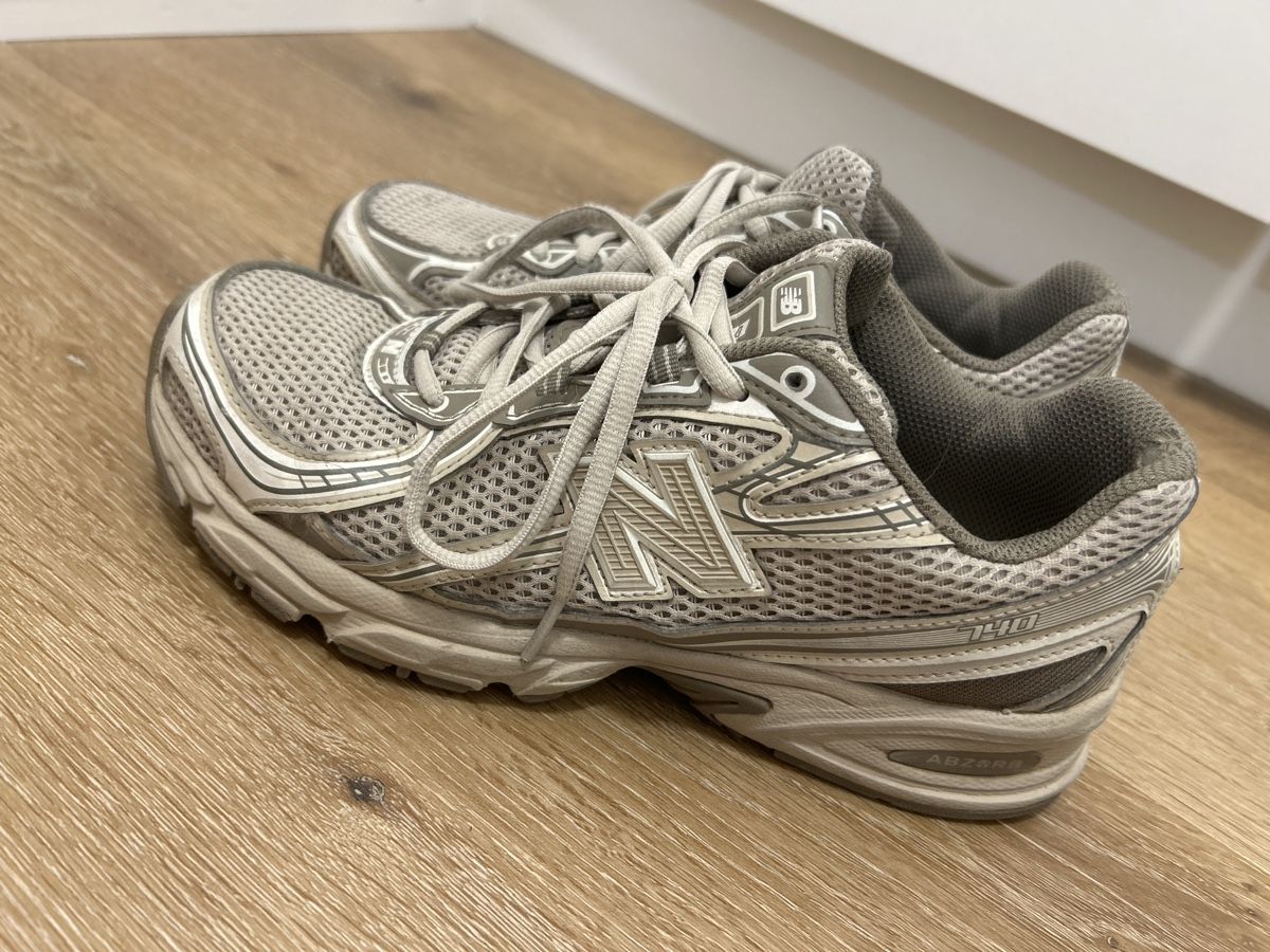 New Balance Scarpe da uomo: New Balance Sneakers – Usato da Luzern venduto da mro_gq8h 2