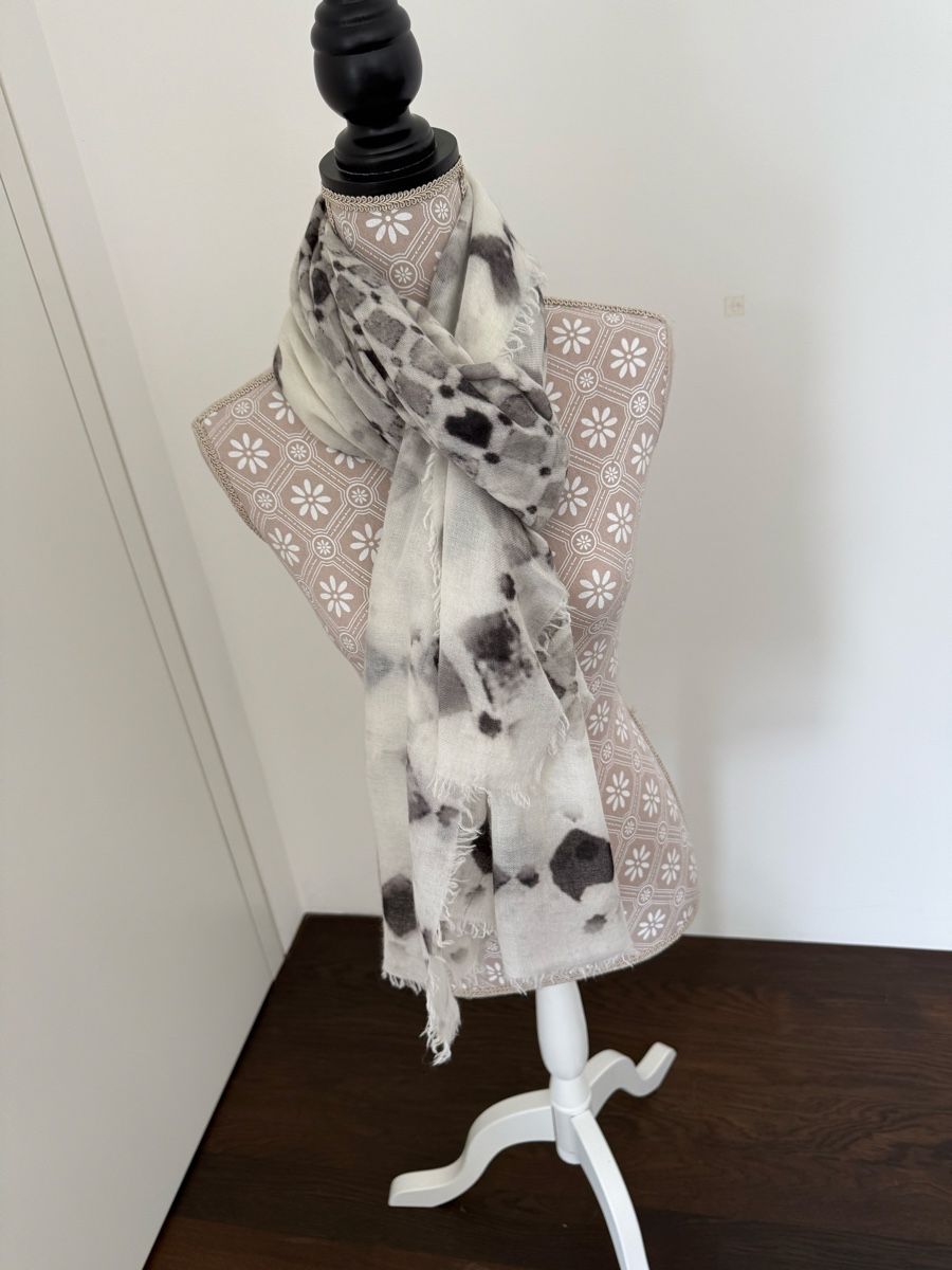 Foulard & Sciarpe: Amapure Anla Schal – Usato da Balzers venduto da Lissi57 6