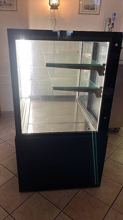 Frigoriferi: Vitrine réfrigérée Diamond – Usato da Pully venduto da friporte11 2