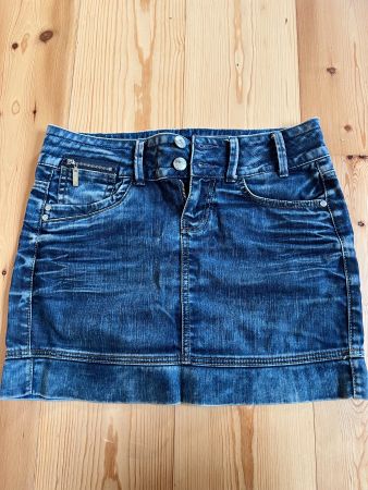 Jeans Minirock Gr. 36, ideal für den Sommer!