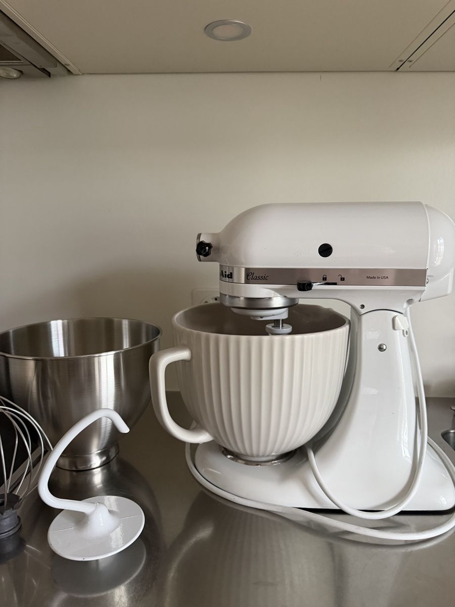 Kitchenaid Elettrodomestici da cucina: KitchenAid Küchenmaschine weiss mit Zubehör – Nuovo (secondo la descrizione) da Zürich venduto da san_7lmz 6