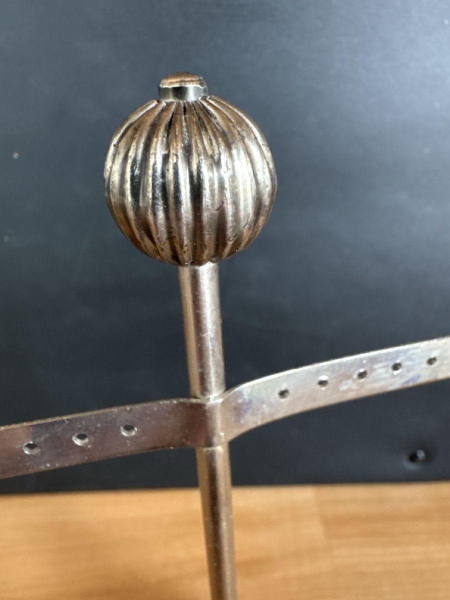 Portagioie: Ohrring Halter  – Usato da Rümlang venduto da euqinom16 3