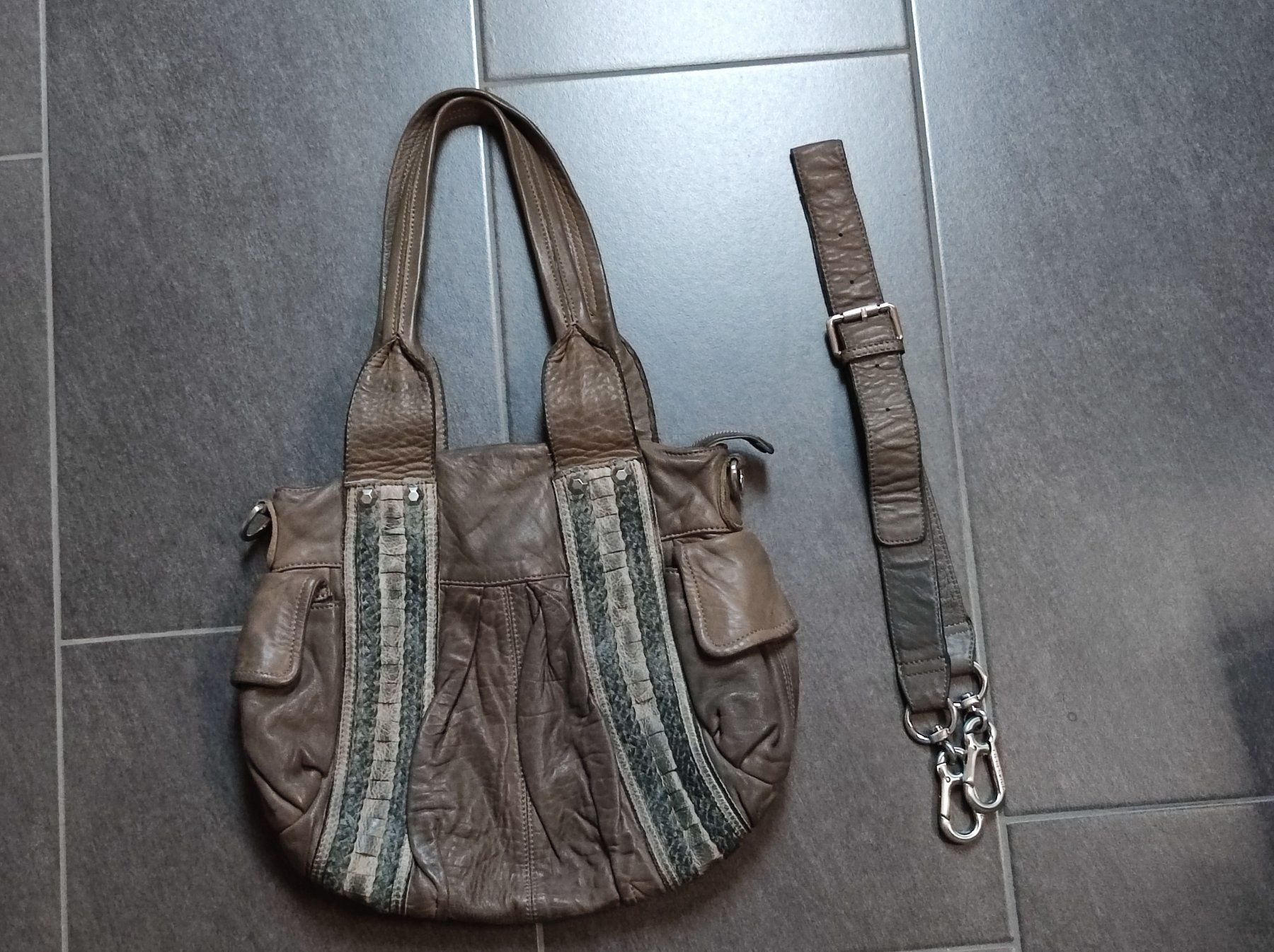 Liebeskind Borse da donna: Tasche / Schultertasche von Liebeskind – Usato da Wohlen AG venduto da Tikale 2