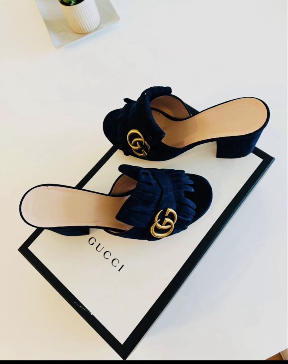 Gucci Scarpe da donna: Mules Gucci bleu marine en daim  – Nuovo (secondo la descrizione) da Peseux venduto da camosport 2