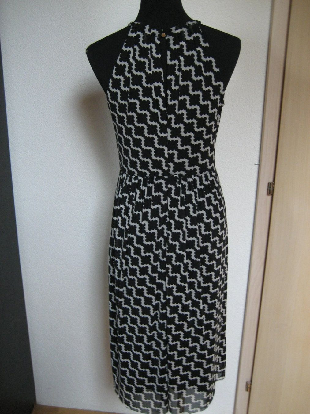 Esprit Vestiti: Robe stretch Esprit taille 36 – Usato da Delémont venduto da marryb 3