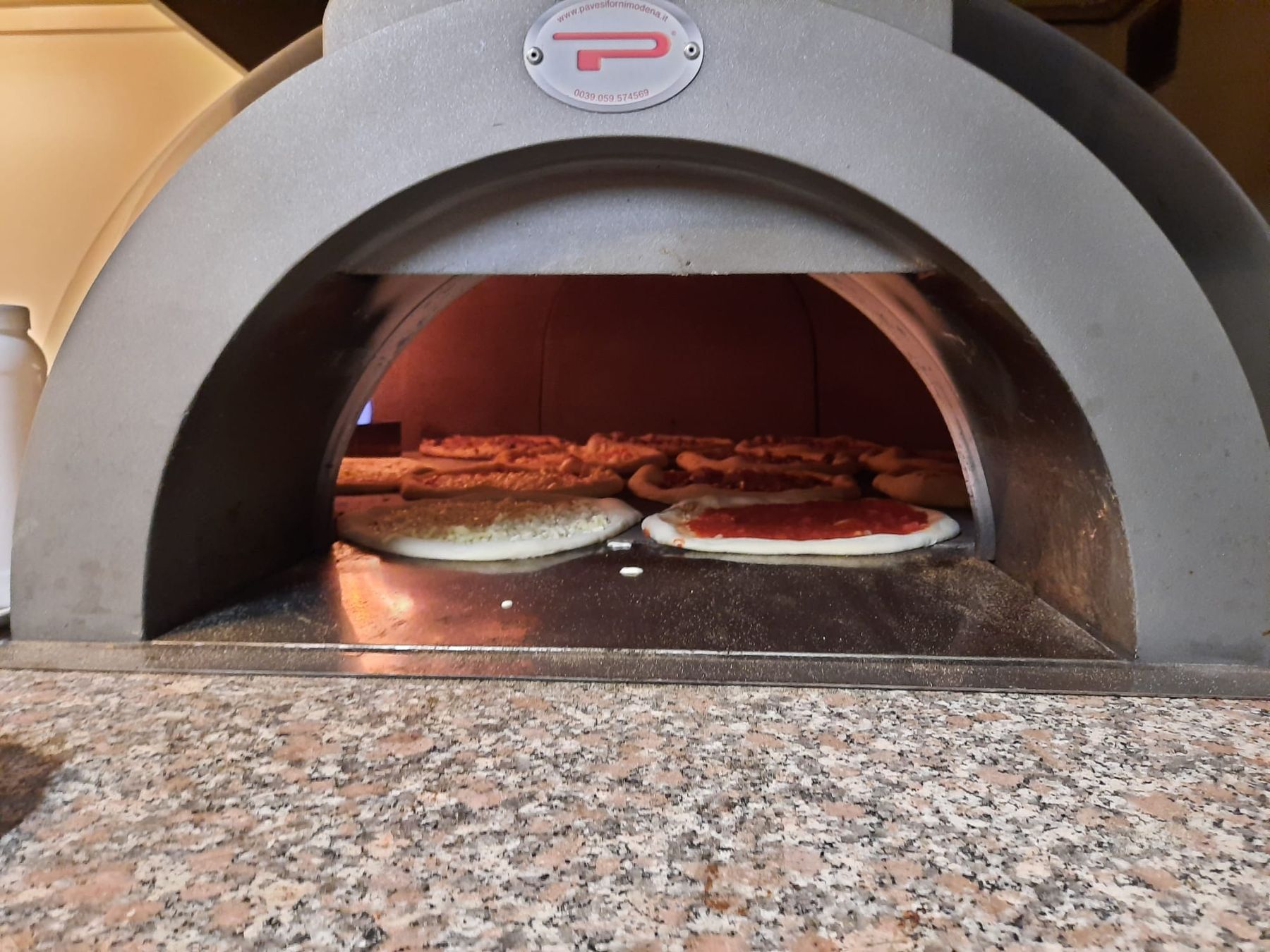 Forni per pizza: four pizza à gaz – Usato da Morges venduto da gius94 1