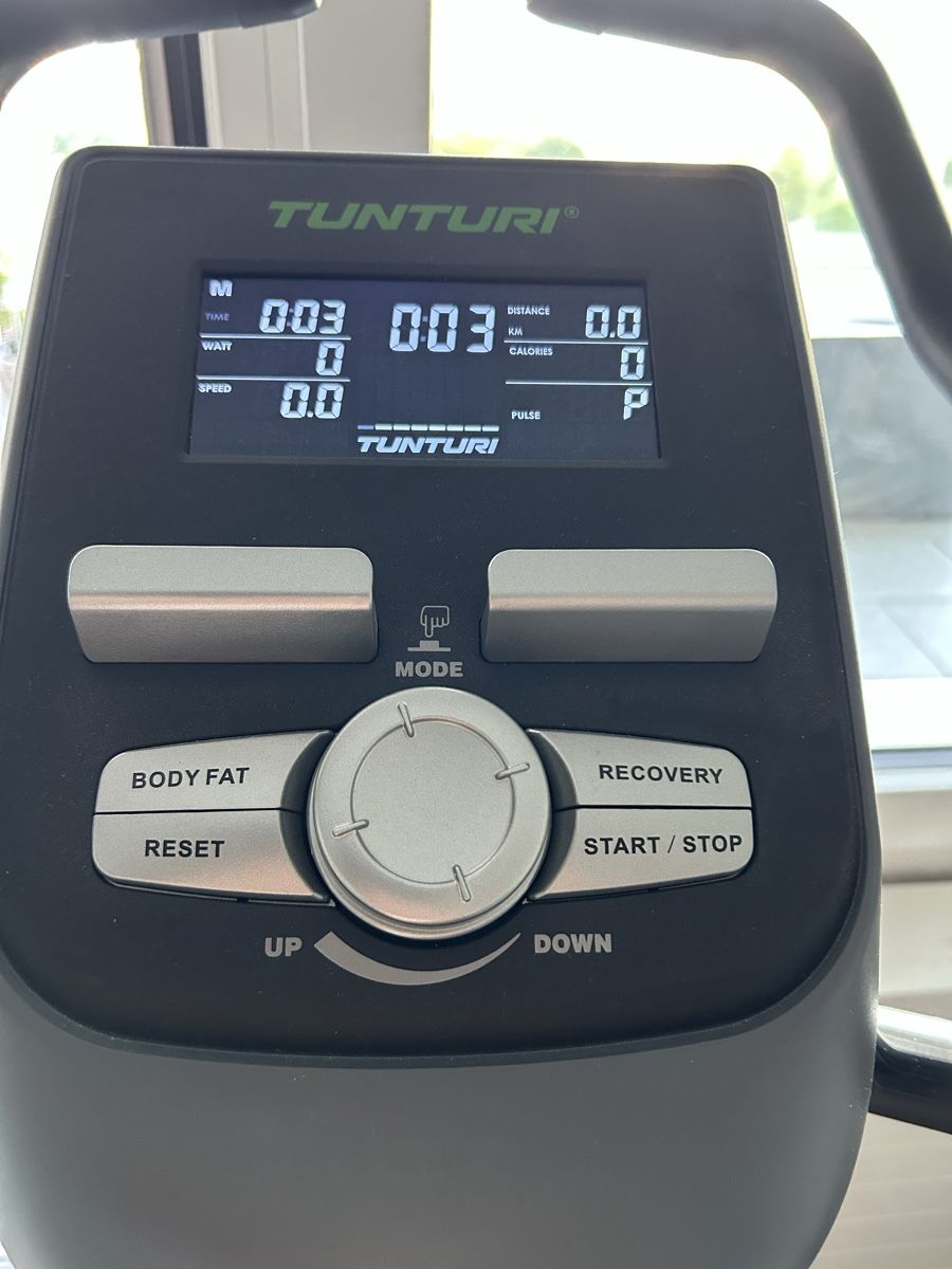 Tunturi Vélos d'appartement: Tunturi E60 Performance Ergometer – D'occasion à Stansstad par weg_s6fk 1