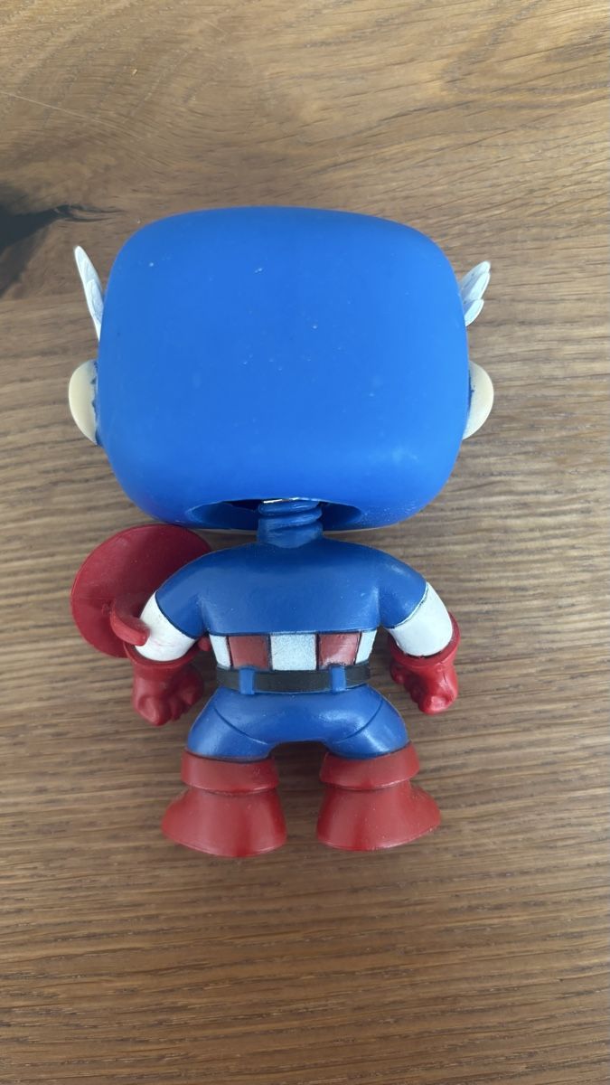 Funko Figuren: Funko Pop! Marvel Captain America  – Gebraucht aus Bolligen von Galileen 1
