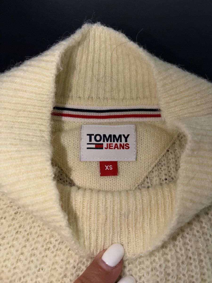 Pullover & Sweatshirts: Tommy Jeans Damen Pullover – Gebraucht aus Niederlenz von fed_y5mw 1