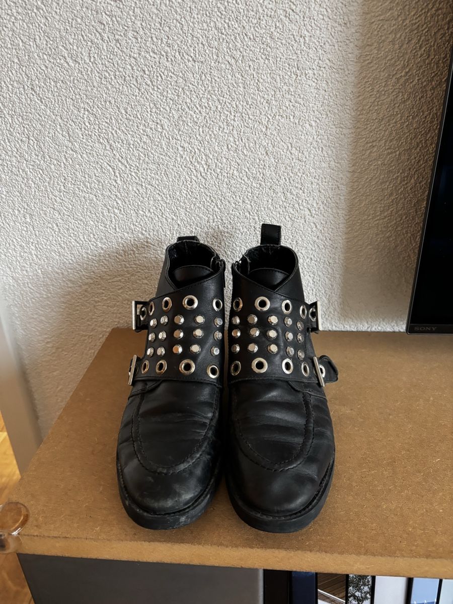 Damenschuhe: Coole schwarze Boots mit Schnallen, Grösse 38 – Gebraucht aus Basel von Pepiteki 1