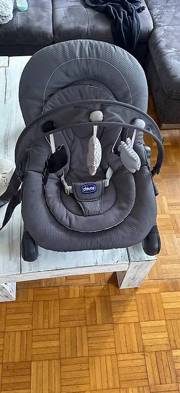 Chicco Sdraiette & Sdraiette a dondolo: Babywippe Chicco/ Babyschaukel – Nuovo (secondo la descrizione) da Rupperswil venduto da GINGA-TYRESE