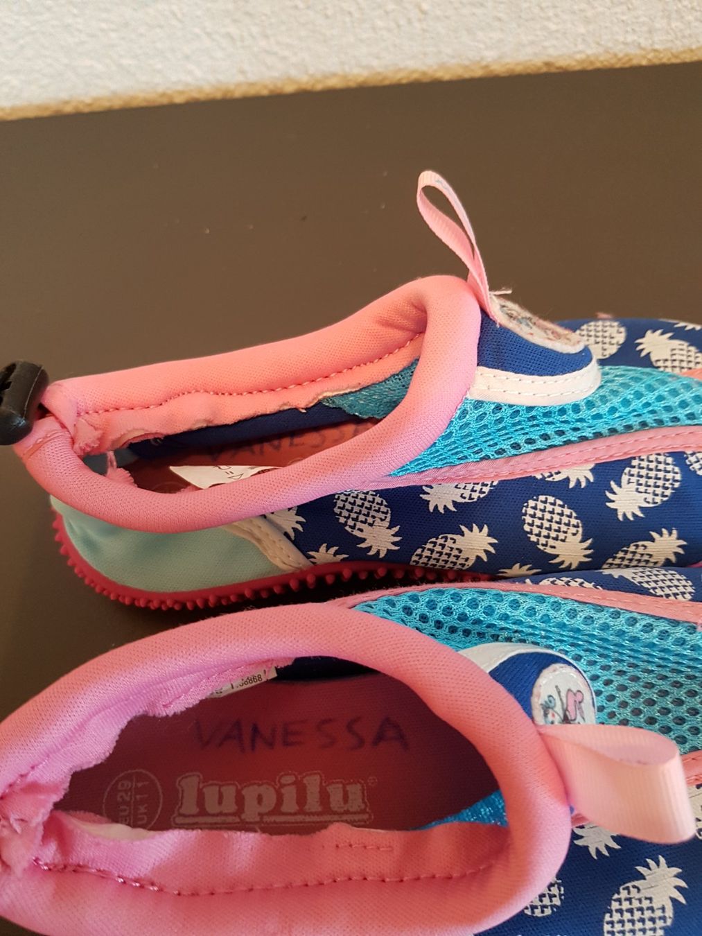 Scarpe per ragazzi: Wasserschuhe Grösse 29 – Usato da Trachslau venduto da schumannmario 1