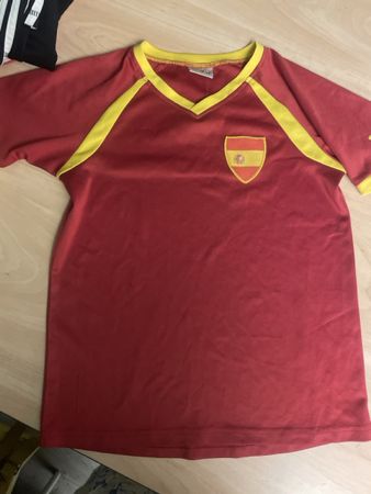 Extend Fussball T-Shirt Spanien Gr 140/152 rot gelb mit Logo