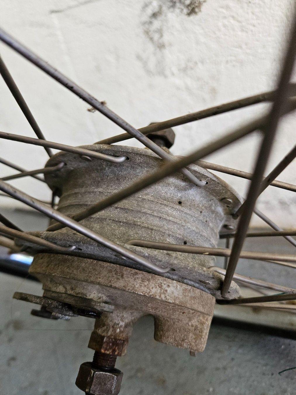 Puch Cerchioni: Puch Maxi 17 Zoll Vorderrad – Usato da Mellingen venduto da jea_hkf9 3