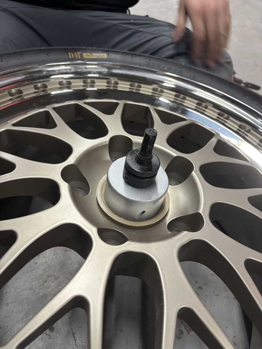 Porsche Jantes: Cargraphic 18 Porsche  – D'occasion à Vétroz par Romain71 3