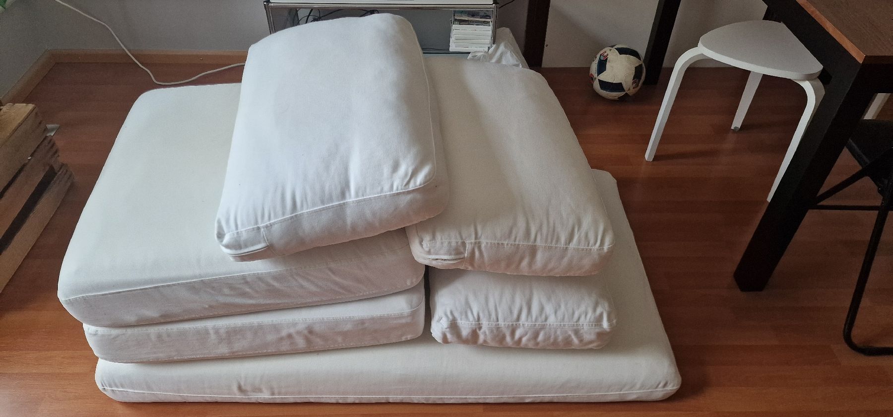 Kissen: Sofakissen für Palettsofa – Gebraucht aus Basel von cos_z5np