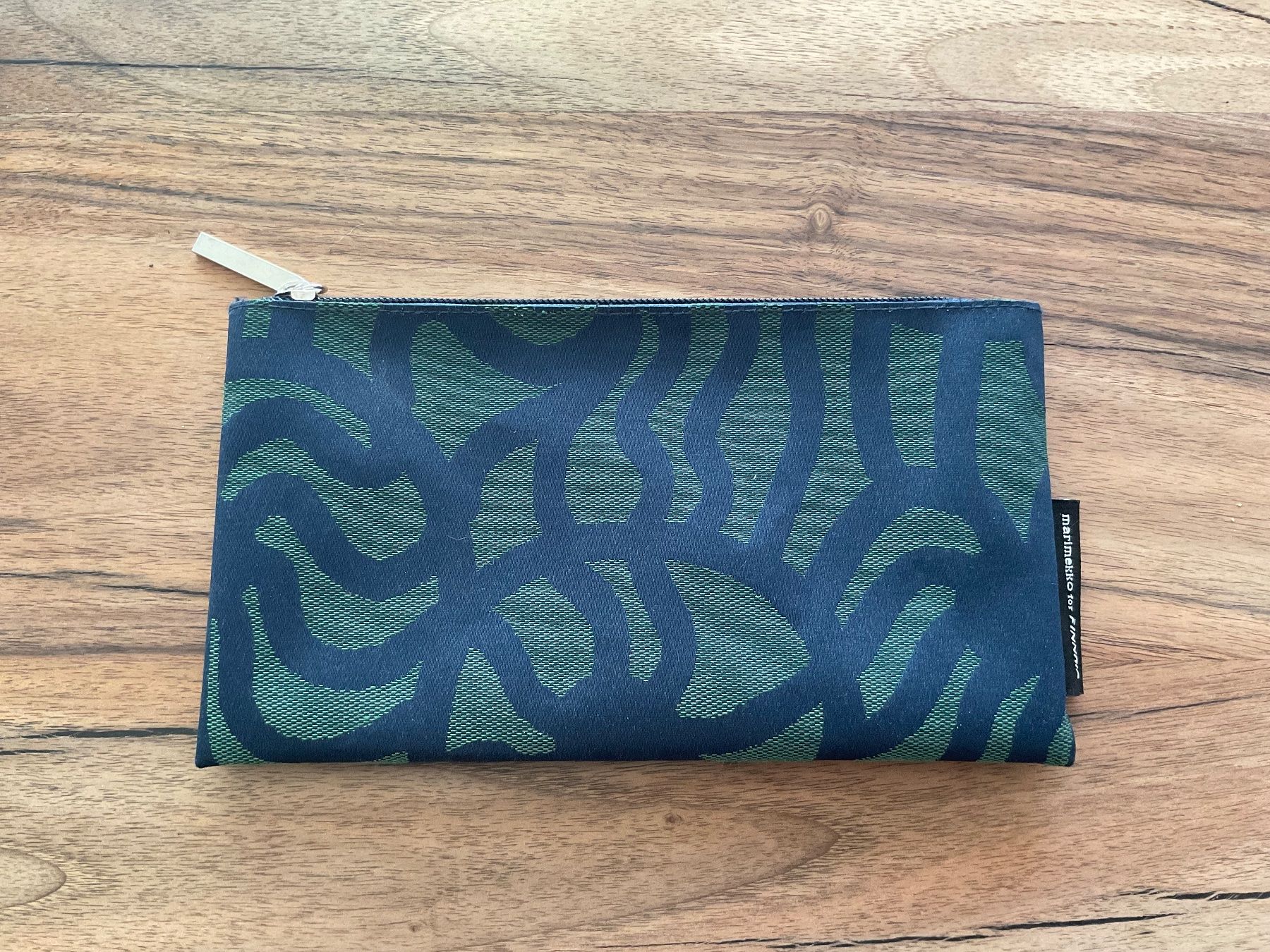 Marimekko Trousses de maquillage: Marimekko Kulturbeutel – D'occasion à biberist par antoniaf01