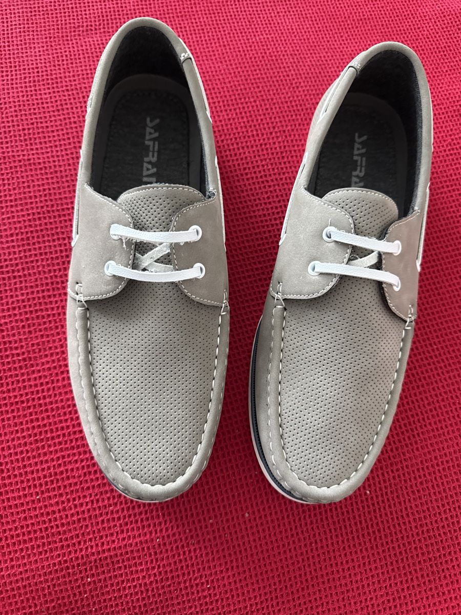Herrenschuhe: NEU***HERREN SCHUHE LEDER GRAU Gr. 44***TOP GESCHENK*** – Neu und originalverpackt aus Zürich von Ceca52