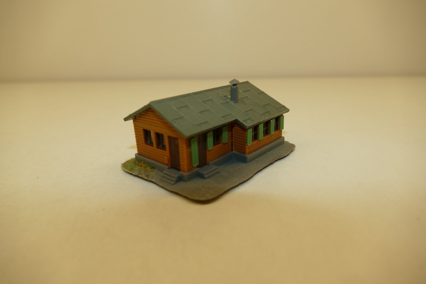 Herpa Modellini di ferrovie: Herpa N: Blockhaus – Usato da Niederhasli venduto da rail-duerst