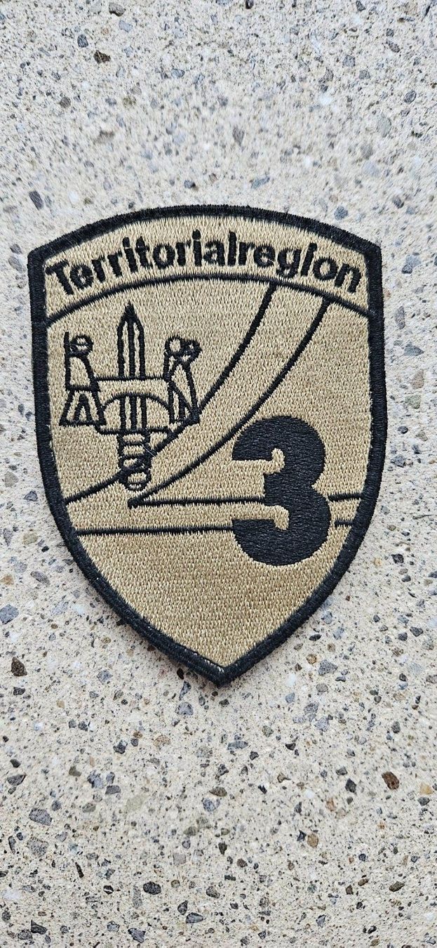 Schweizer Armee Placchette & Badge: *** Badge Territorialregion mit klett *** – Nuovo e nell'imballaggio originale da Riedholz venduto da fr_sIruP