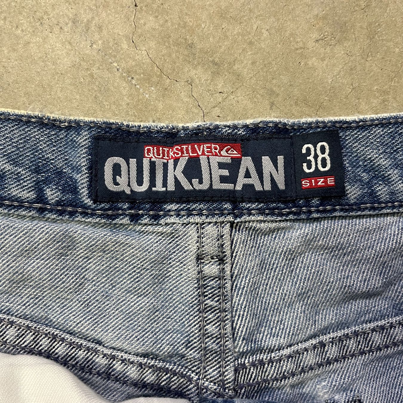 Quiksilver Pantaloni: Vintage Quick Silver Jorts (38US) – Usato da Chamoson venduto da Sapoloshop 2