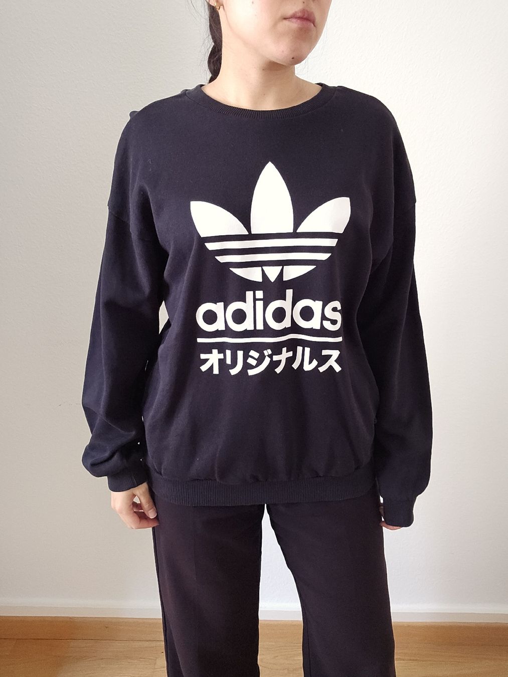 Adidas Pullover & Sweatshirts: ADIDAS TOKYO Pullover Sweatshirt 100% Baumwolle Gr. 36 – Gebraucht aus Zürich von Mme.Sora 1