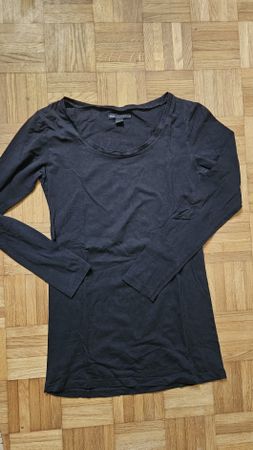 Shirt schwarz Grösse S gebraucht, Umstand