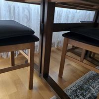 Table de salle à manger en bois bon état