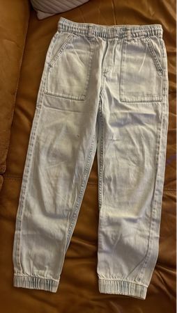 Lässige Jeanshose, hellblau, Grösse 164, bequemer Schnitt