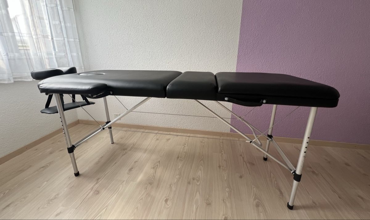 Chaises longues: Koffermassageliege – D'occasion à Russikon par mar_9j79 2