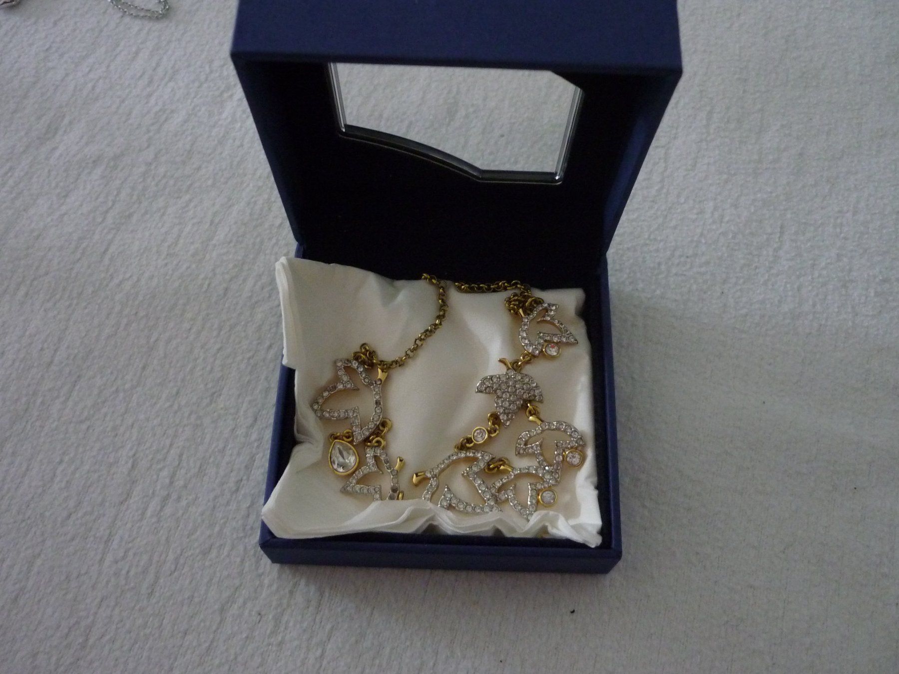 Swarovski Catenine: Swarovski Halskette – Usato da Vaduz venduto da red94angel 1