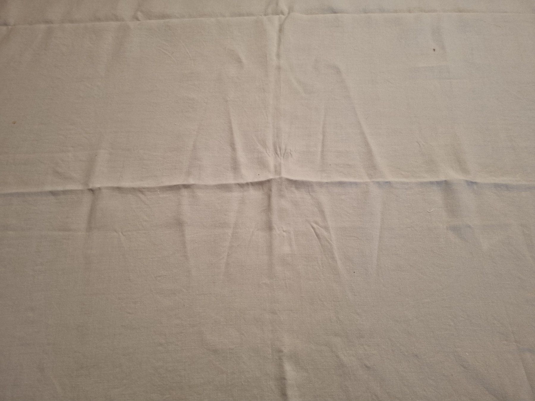 Biancheria da letto: Weisse Leinentuchdecke bestickt mit Monogramm CR – Usato da Fürstenaubruck venduto da PizBeverin2018 4