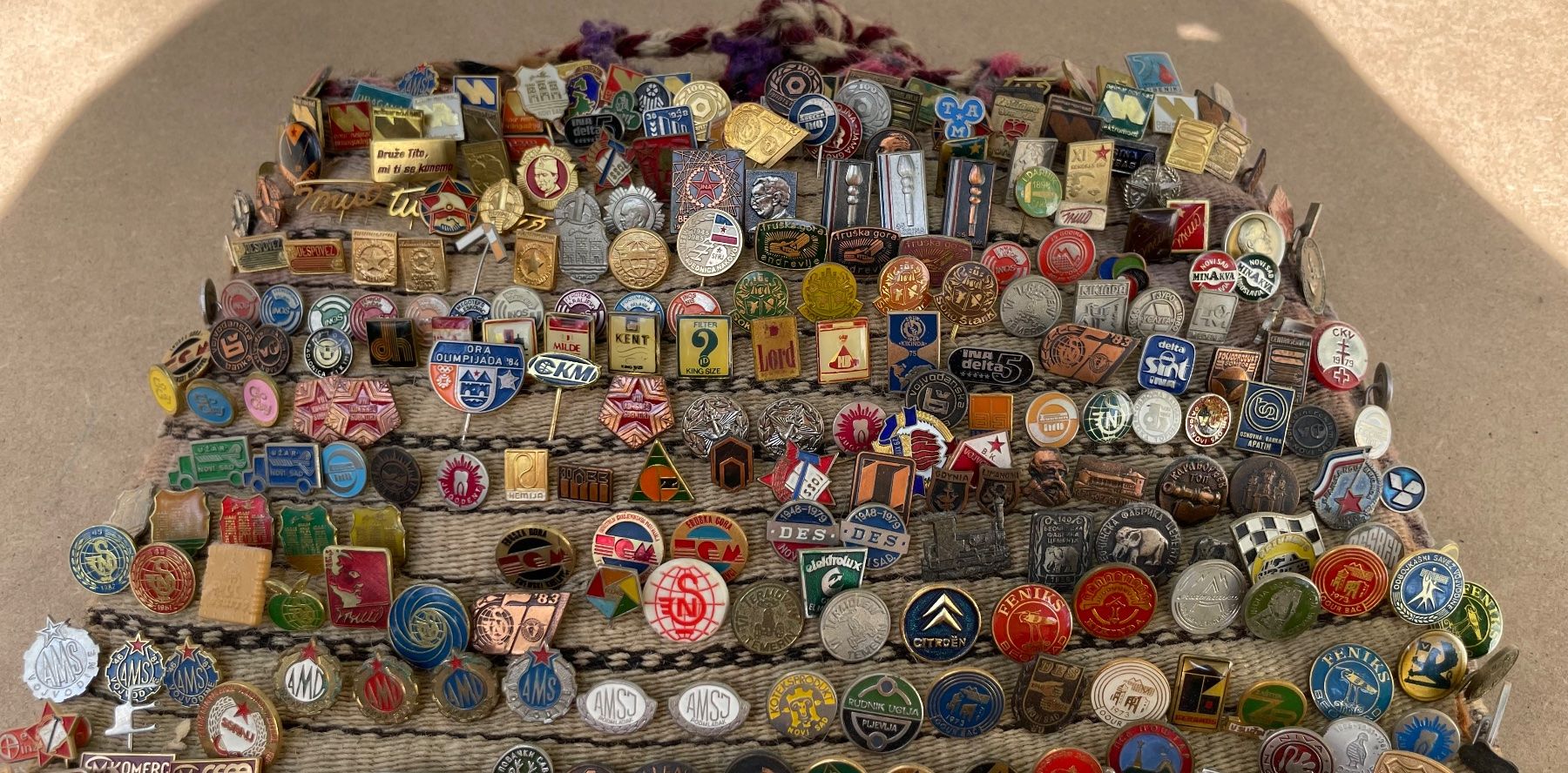 Ferri: Riesen Sammlung Anstecknadeln – Usato da Bremgarten AG venduto da Schussi 5