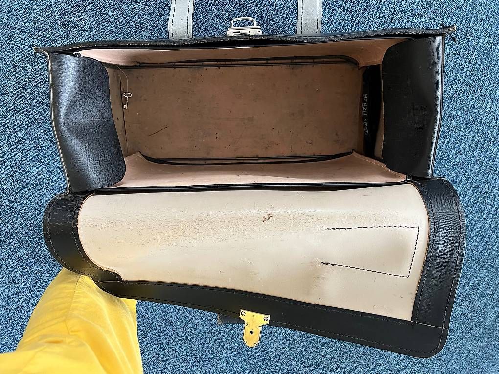 Valises de voyage: Werkzeugkoffer aus Leder – D'occasion à Winterthur par Fonti_sponti 1