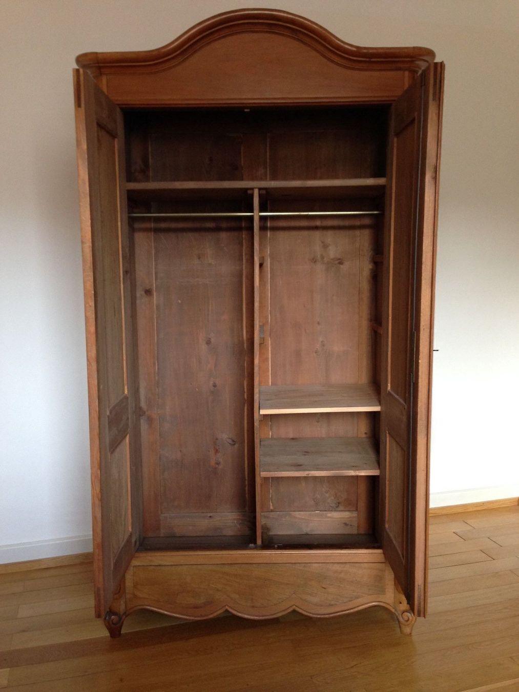 Armadi: Jugendstil Schrank – Usato da Zürich venduto da Coris 1