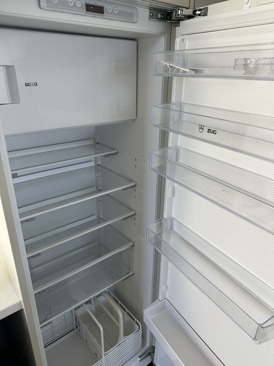 V-Zug Komplettküchen: Küche zu abgeben – Gebraucht aus Erlenbach ZH von Emeylan 5