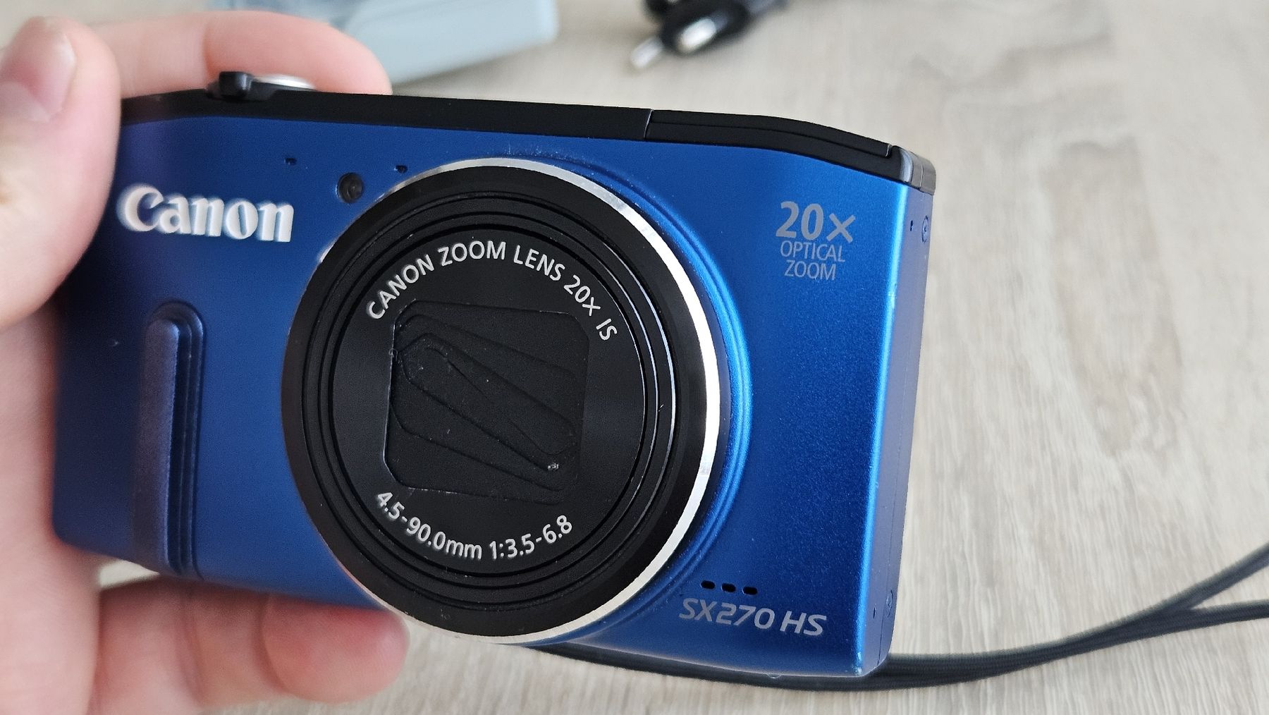 Canon Appareil photo: Canon PowerShot SX270 HS – D'occasion à Jona par vik_j6r6 1