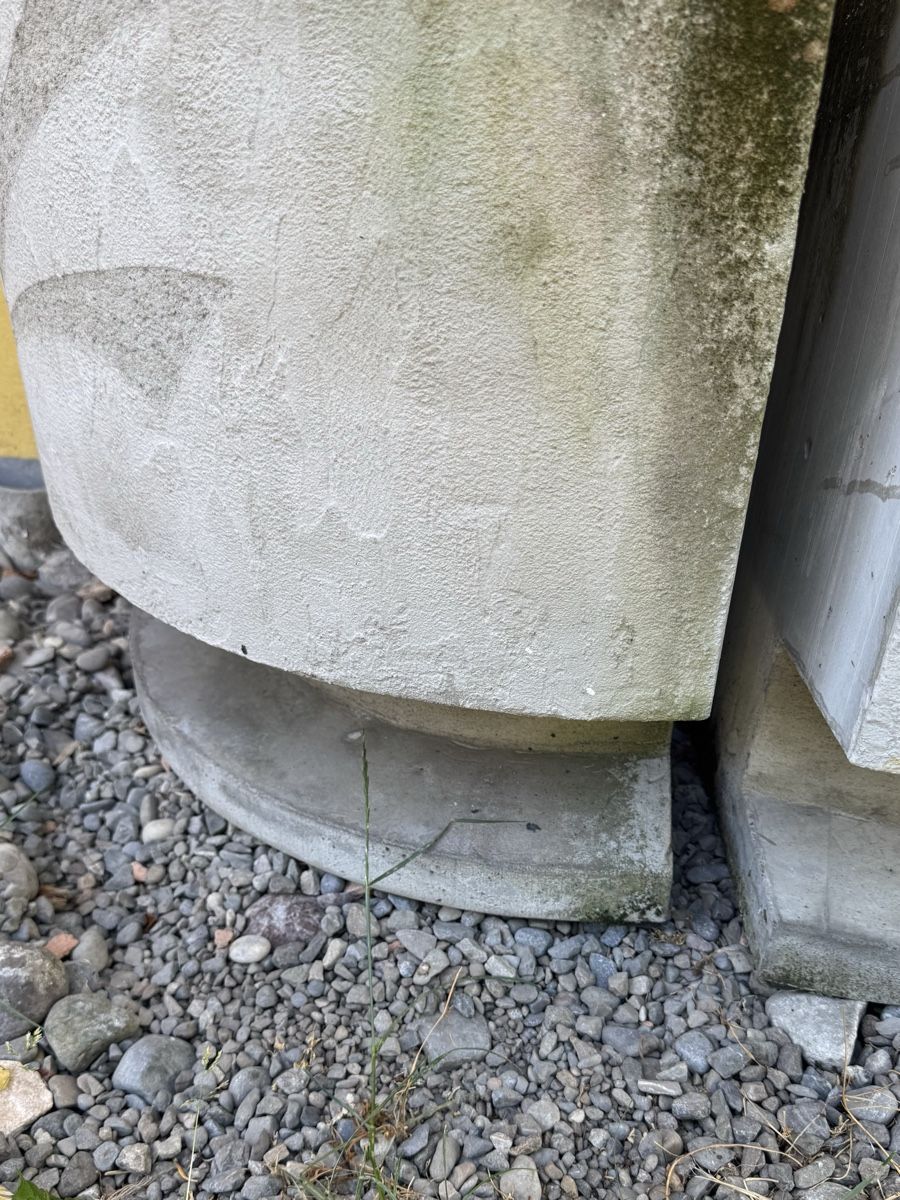 Blumentöpfe: Beton Töpfe 2 stk.  – Gebraucht aus Schlieren von Freundlich02 2